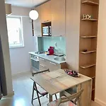 Studio Carol - Rond Baba Novac 公寓