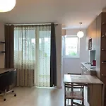 Studio Carol - Rond Baba Novac * 布加勒斯特